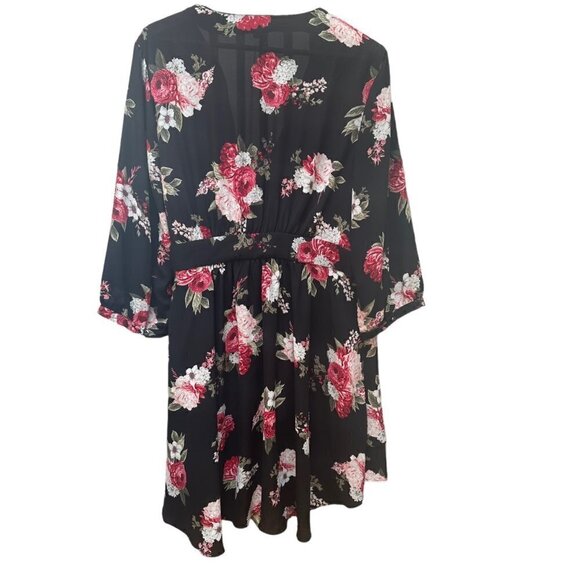 Torrid Georgette Wrap Tunic Top Blouse‎ Black Floral 3/4 Sleeves Size 2 - 2XL - Picture 2 of 8
